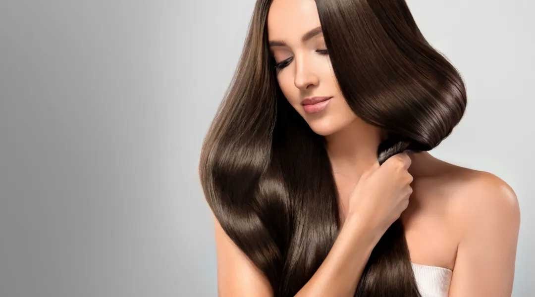 contoh rambut berkilau dan anti frizz karena menggunakan Kérastase Gloss Absolu