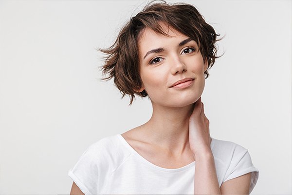 Warna Rambut yang Bagus untuk Rambut Pendek