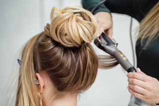 rekomendasi shampo untuk rambut kering dan mengembang