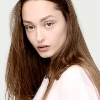 Fusio-Treatment dirancang khusus untuk memberikan perawatan yang mendalam serta personal. Setiap rangkaiannya akan memanjakan kulit kepala dan rambutmu dengan pengalaman yang sensorial dan menyeluruh